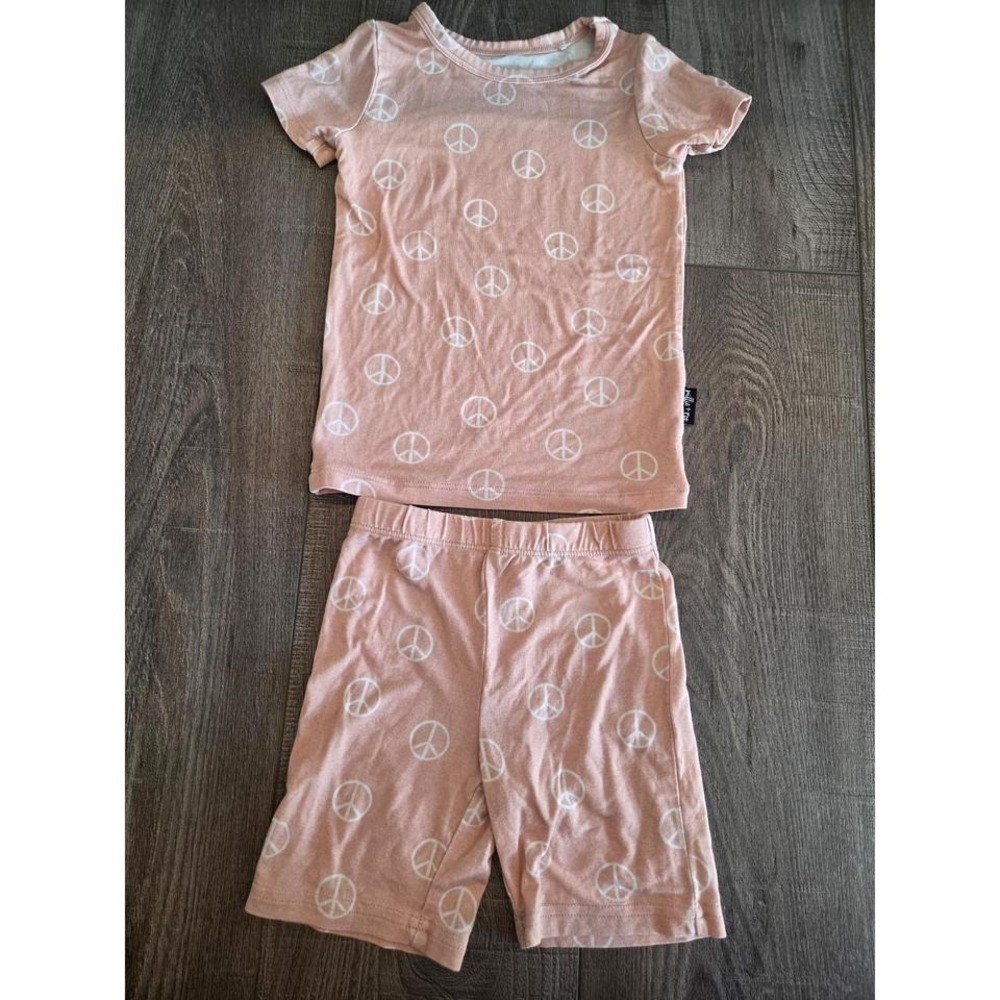 Millie and roo baby‎ girl bamboo pjs 12-18 mos